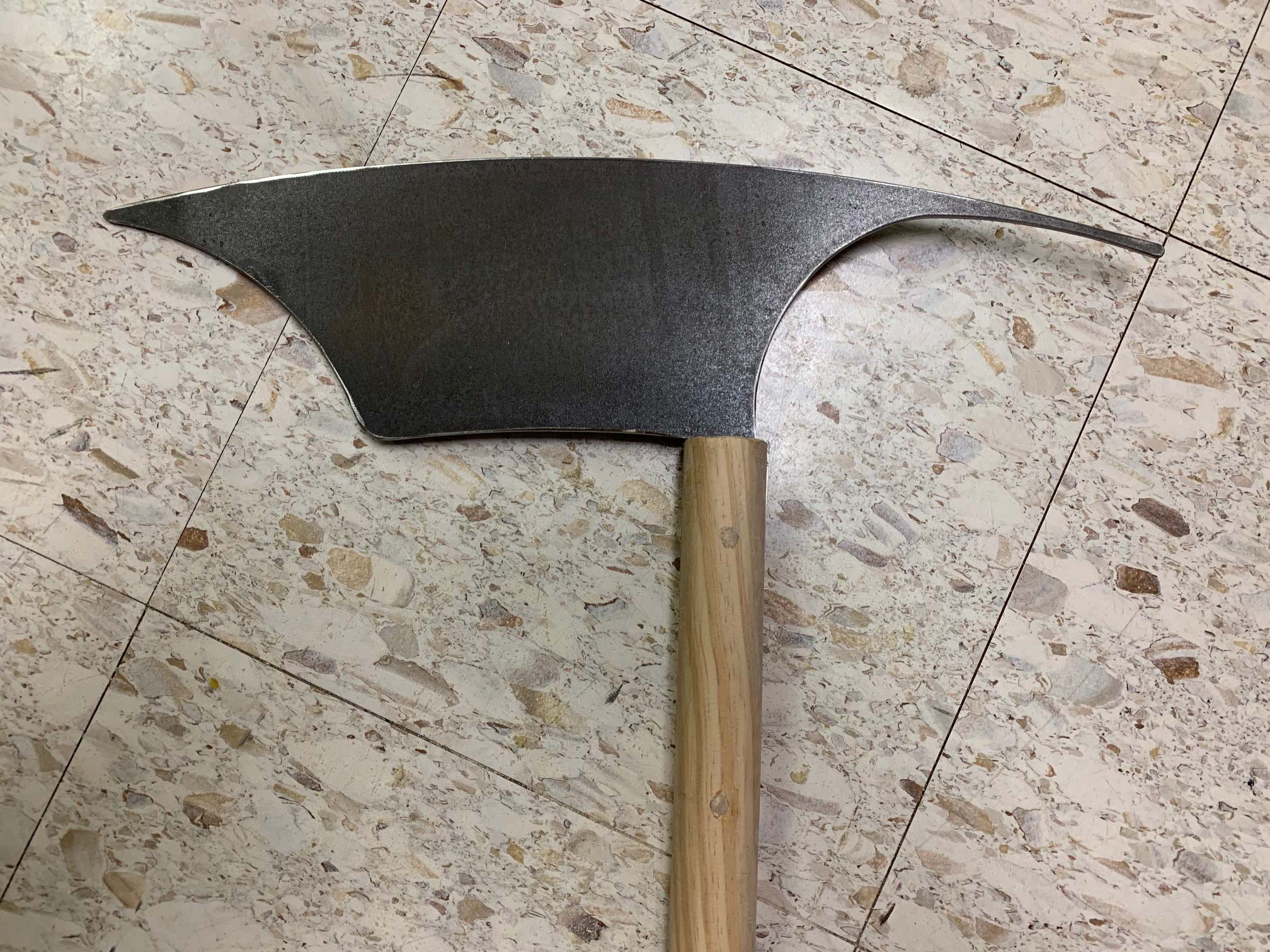 Finished headhunter axe