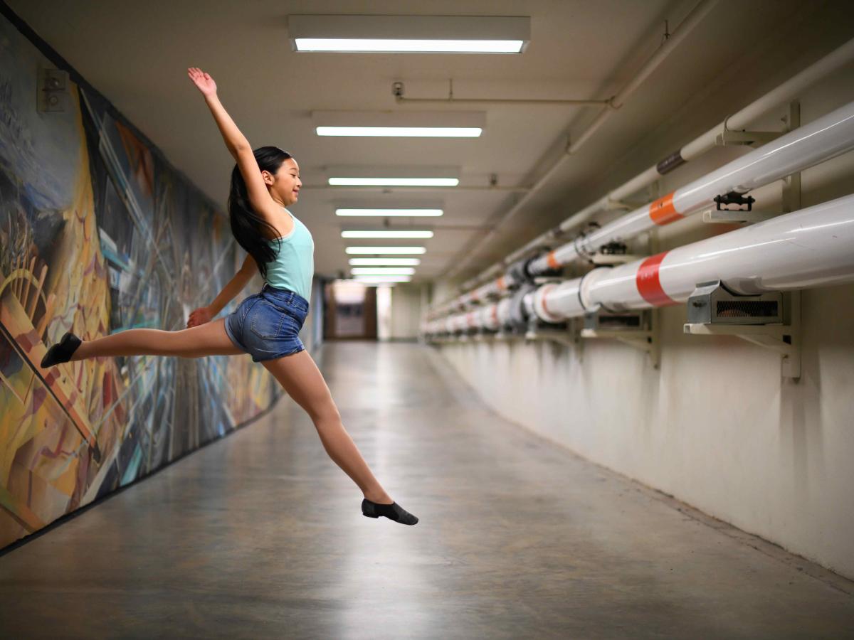 Dancer in the UM tunnels